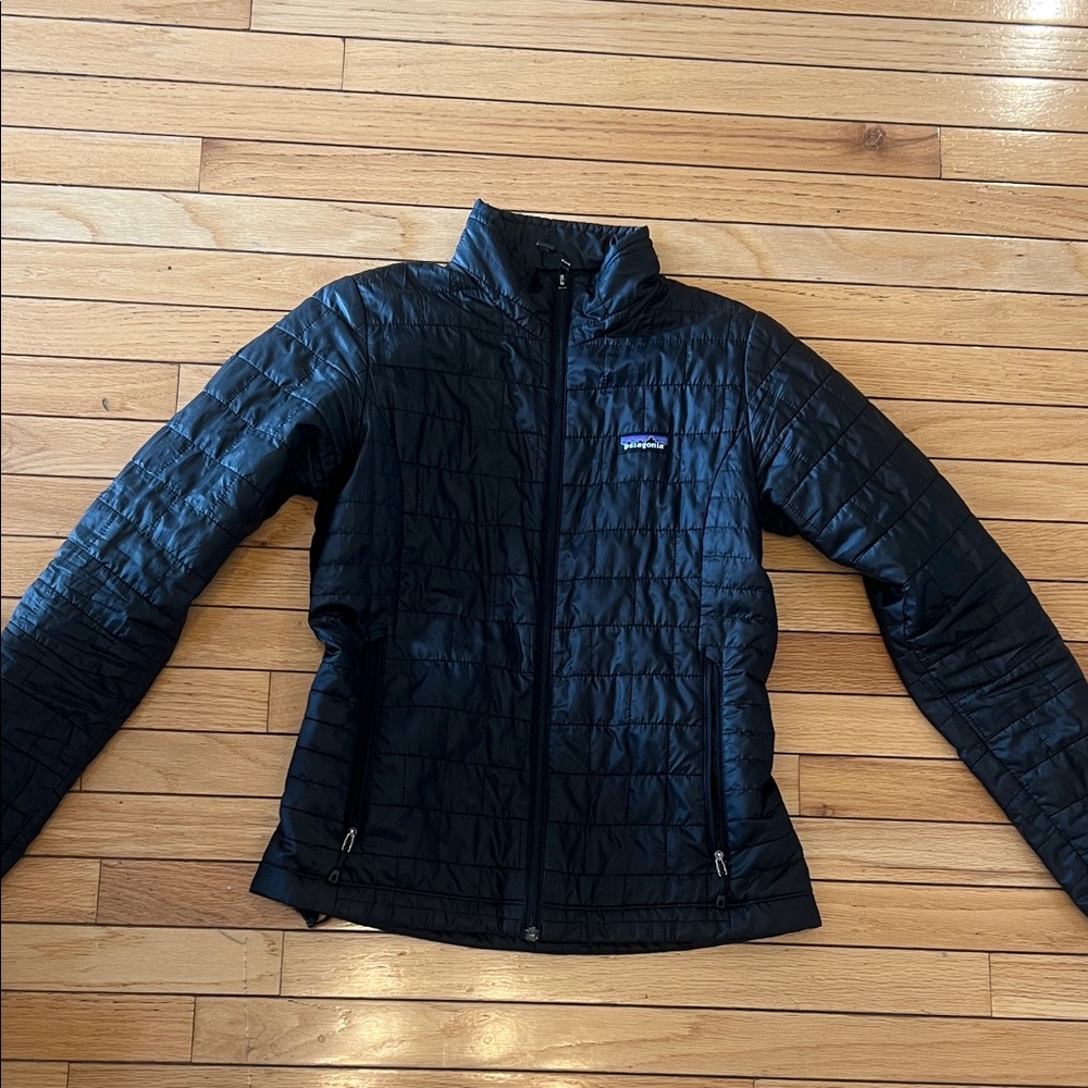 Patagonia nano puff size small women’s